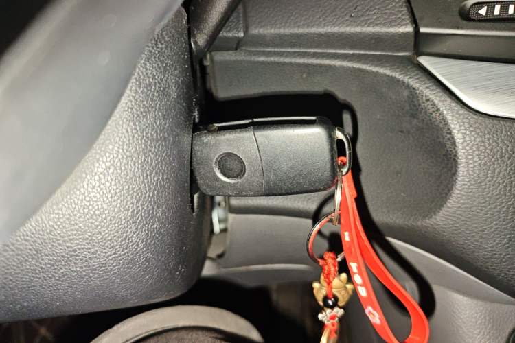 Used Volkswagen Sharan 2016 280TSI Enjoyment Model 7-Seater Vehicle Key