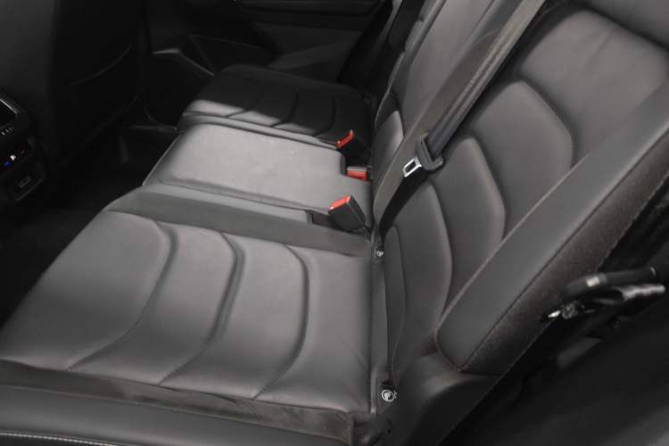 Used Volkswagen Tiguan L 2018 Facelift 330TSI Automatic Two-Wheel Drive Luxury Edition
