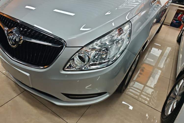 Used Buick GL8 2018 28T Luxury Model China VI Standard