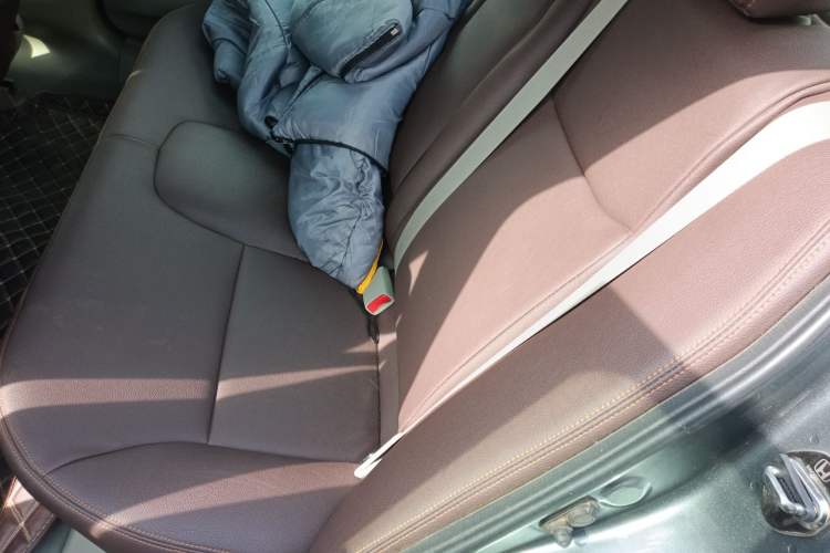 Used Honda Civic 2012 1.8L manual Comfort version
