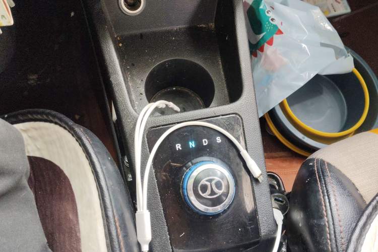 Used BAIC New Energy EC 2017 EC180 Dynamic Edition Gear Lever