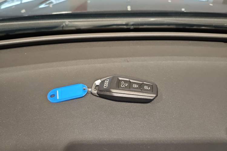 Used Audi A5L 2026 2.0T Sport quattro Vehicle Key