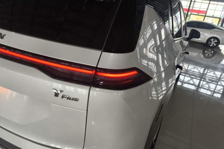 Used AION Y 2023 Plus 510 Smart Edition
