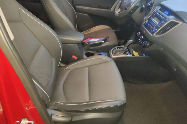 Used Hyundai ix25 2015 1.6L Automatic Two-Wheel Drive Smart GLS Trim