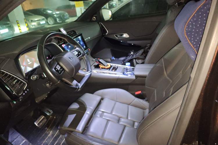 Used DS 7 2018 45THP Opera Edition Left Front Seat