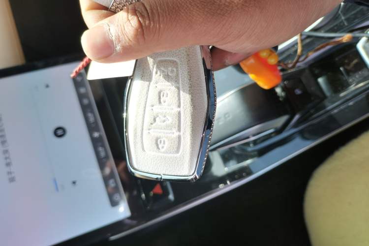 Used Geely Auto FX11 2023 1.5TD DCT Prestige Edition
