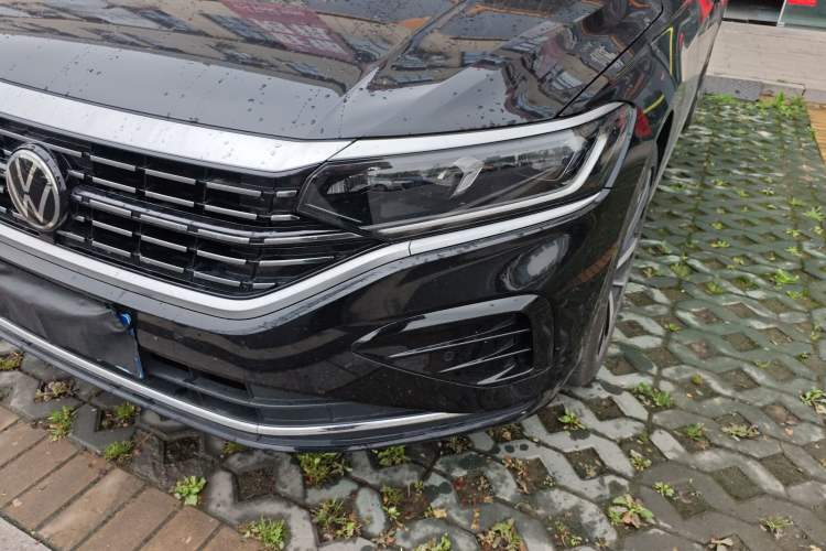 Used Volkswagen Passat 2023 Revised 330TSI Elite Edition