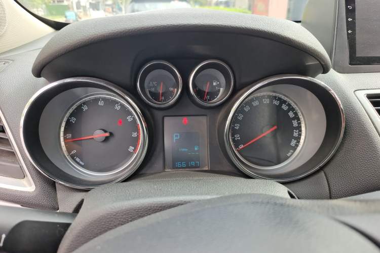 Used Buick Encore 2014 1.4T Automatic Two-Wheel Drive Urban Elite Model
