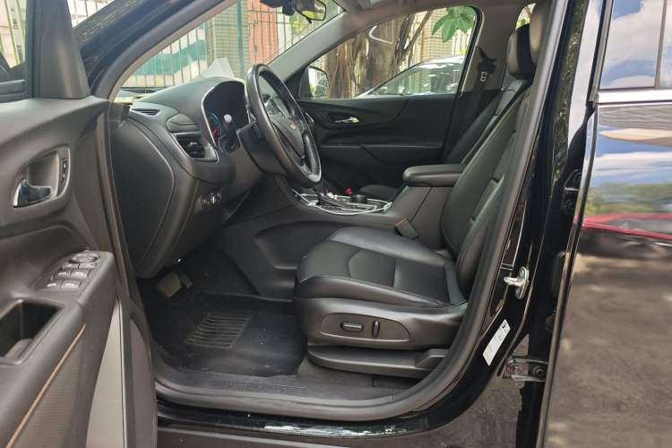 Used Chevrolet Equinox 2018 535T Automatic YuJie Edition