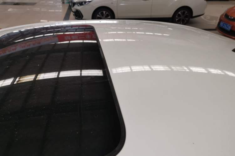 Used CHANGAN Eado 2020 PLUS 1.6L GDI Manual Luxury Model Roof