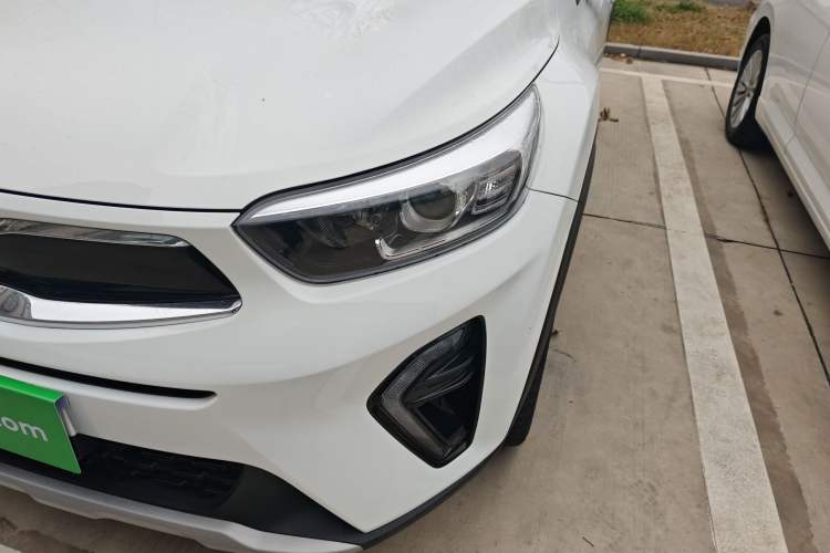 Used Kia kx1 Stonic 2021 1.4L CVT Fun Edition
