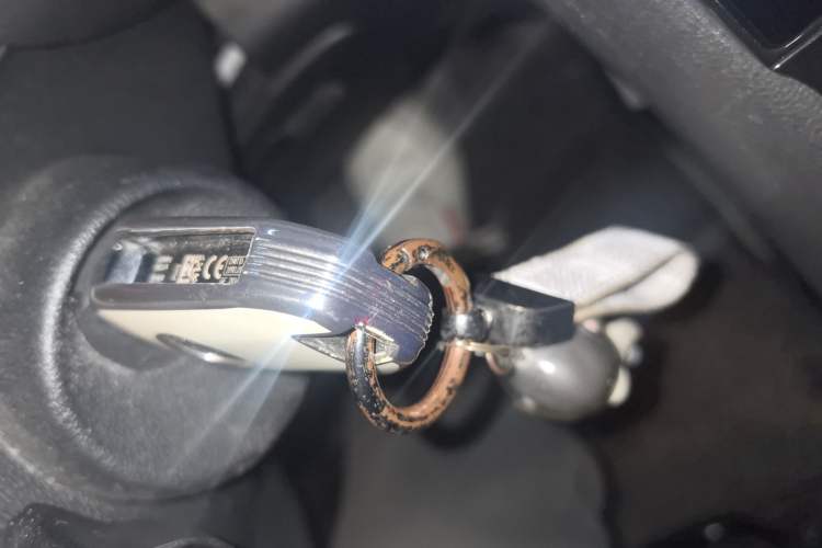 Used Peugeot 3008 2015 2.0L Automatic Classic Edition