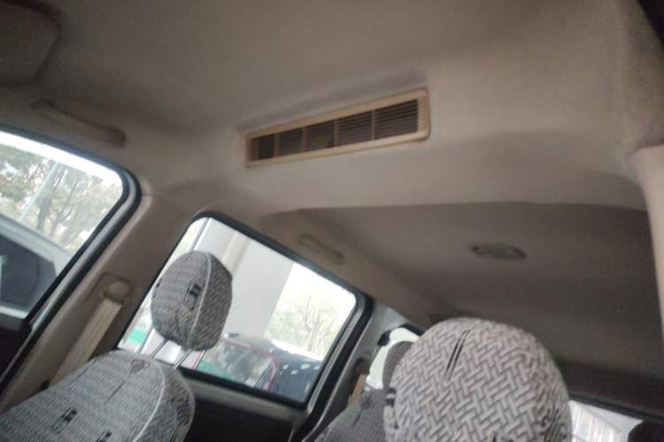 Used Wuling Hongguang V 2019 1.5L Enjoyment Version China VI LAR