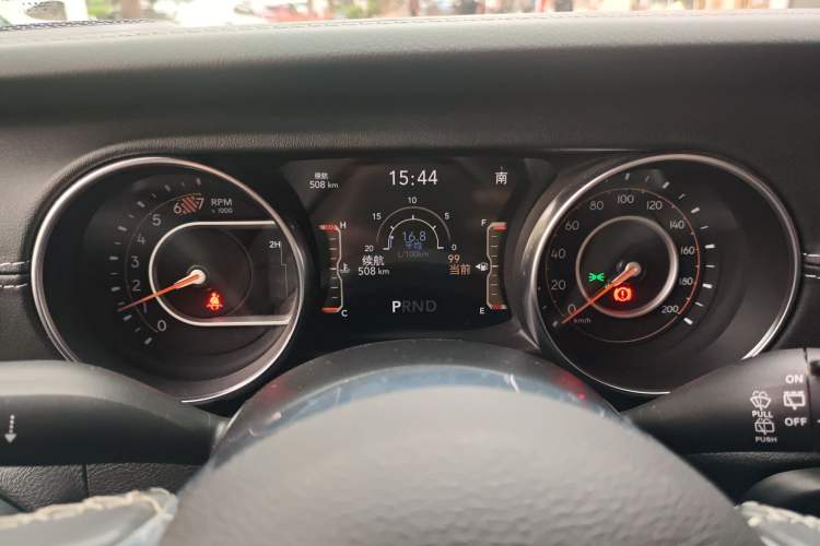 Used Jeep Wrangler 2019 2.0T Sahara 4-Door Version China V Standard