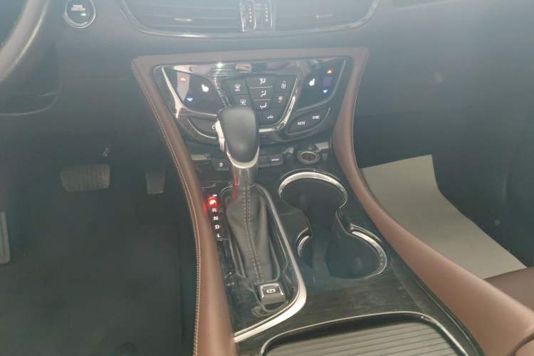 Used Buick Envision 2020 28T Four-Wheel Drive Elite Version