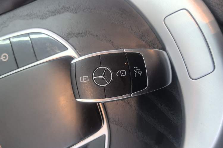 Used Mercedes-Benz C-Class 2019 C 260 L Sport Edition Interior 1