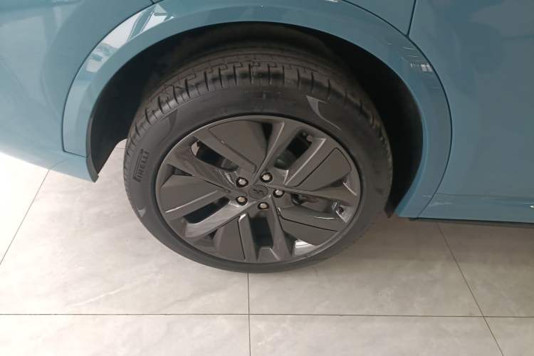 Used Li Auto L9 2022 Max model