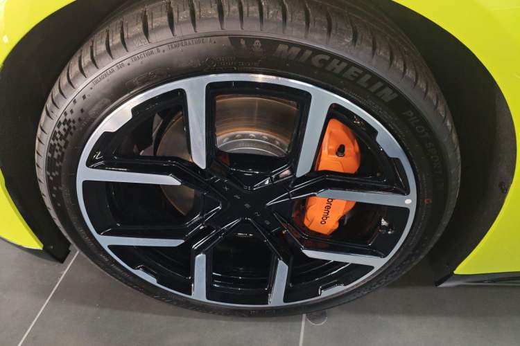 Used XPeng P7 2025 Model—702 Long Range Ultra