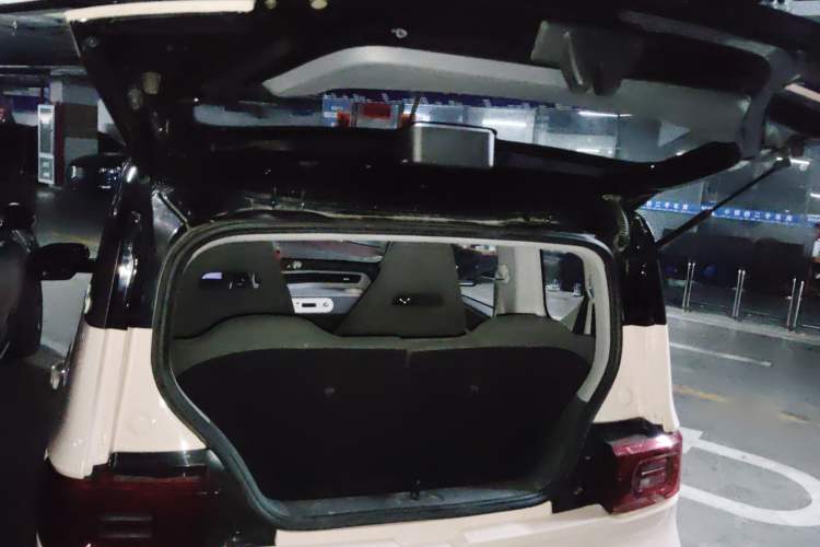 Used Wuling Hongguang MINIEV 2021 Macaron Premium Model – Lithium Iron Phosphate