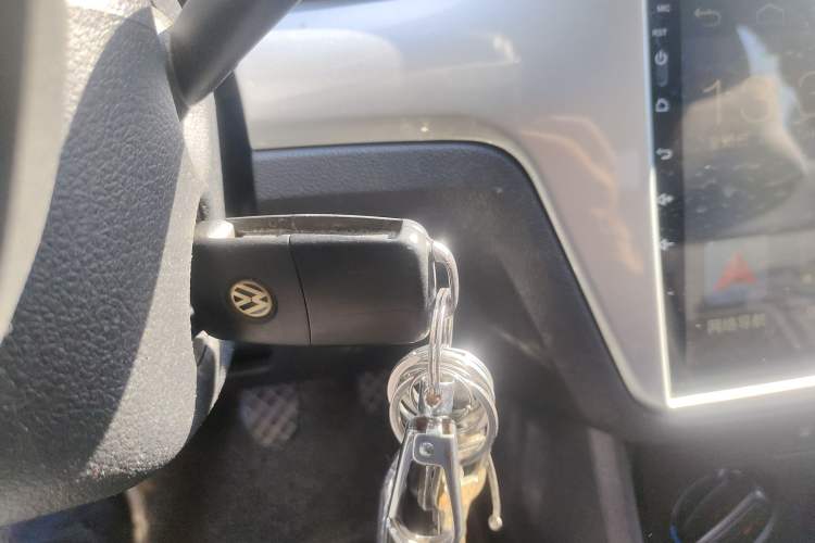 Used Volkswagen Lavida 2015 1.6L Manual Fashion Edition Vehicle Key