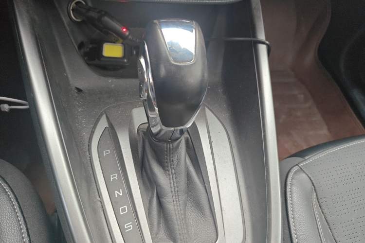 Used Ford Escort 2015 1.5L Automatic Fashion Model Gear Lever