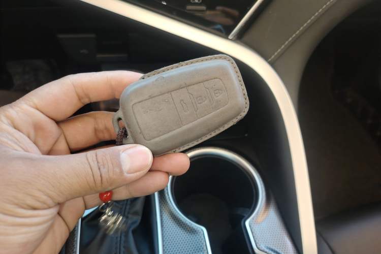 Used Toyota Camry 2022 2.0S Knight Edition