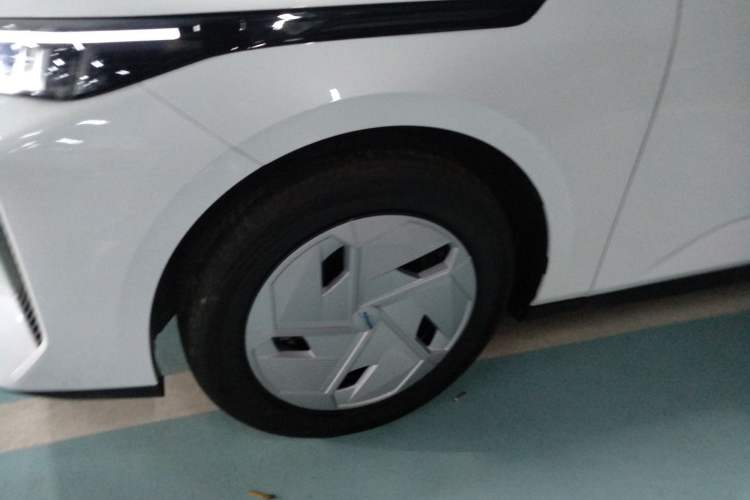 Used CHANGAN OSHAN 520 2025 Standard Edition