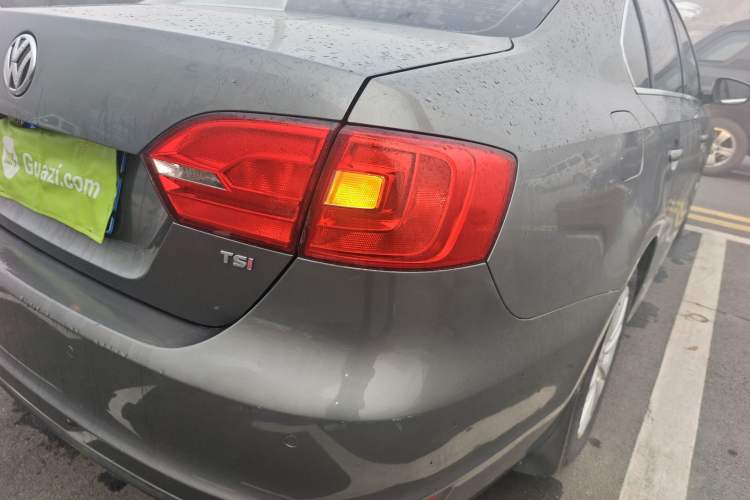 Used Volkswagen Sagitar 2014 Revised Version 1.4TSI Automatic Luxury Edition