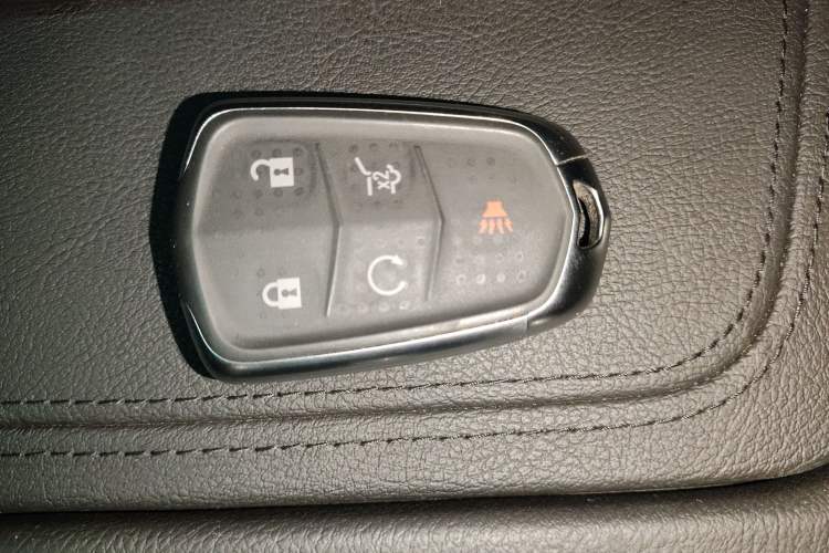 Used Cadillac XT6 2022 2.0T Six-Seater Four-Wheel-Drive Luxury Standard Edition