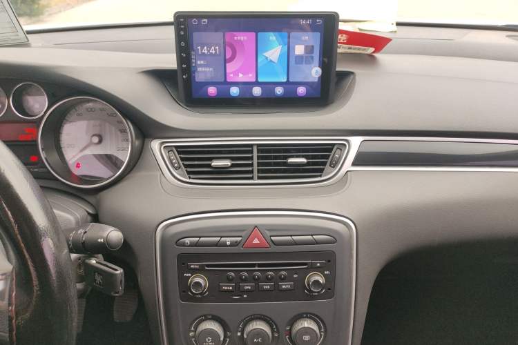 Used Peugeot 308 2014 Enjoy Edition Classic 1.6L Manual YouShang Model Audio And AC Panel