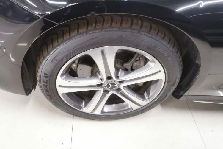 Used Mercedes-Benz E-Class 2019 E 200 L Sport Edition Exterior 4