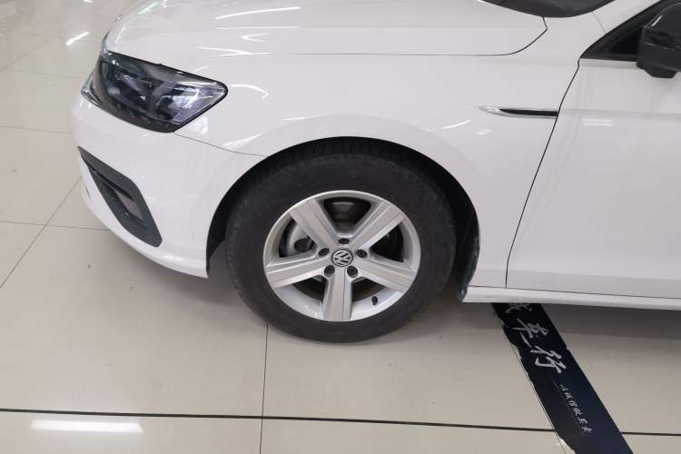 Used Volkswagen Lamando 2019 230TSI DSG Vision Edition China VI Standard