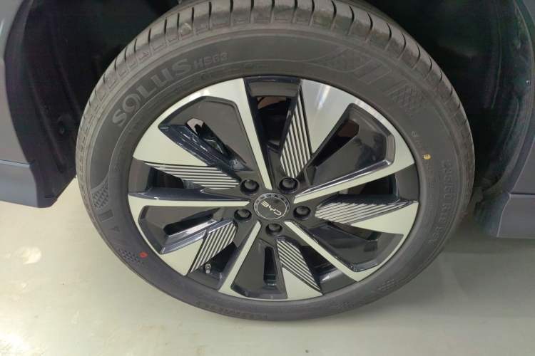 Used BYD Song PLUS New Energy 2025 DM-i 112KM Prestige Model
