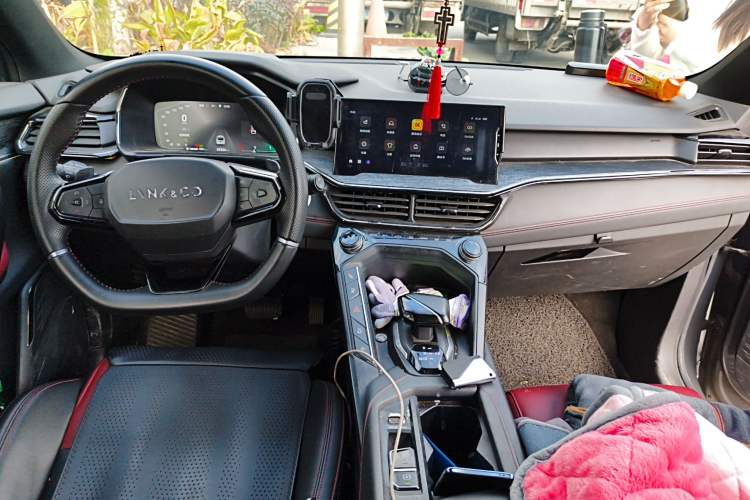 Used Lynk & Co 06 2020 1.5T JinPro model