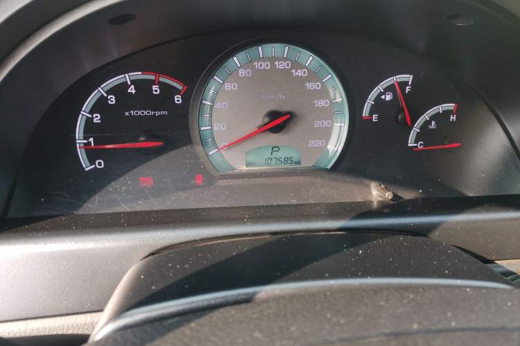 Used SsangYong Rexton W 2014 2.0T Four-Wheel Drive Luxury Navigation Version with 7 Seats