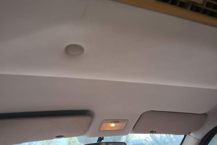 Used CHANGAN KAICHENG Ounuo S 2012 1.3L Standard Version
