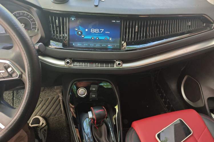 Used Haval H2s 2018 Blue Label 1.5T Dual-Clutch Fashion Edition