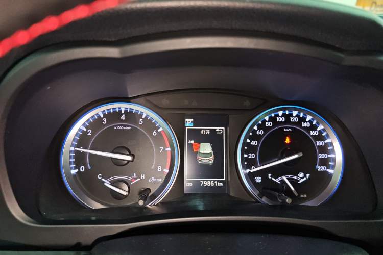 Used Toyota Highlander 2018 2.0T Four-Wheel Drive Luxury Version 7 Seats China VI Standard
