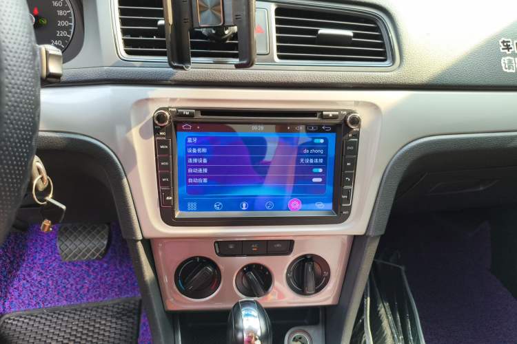 Used Volkswagen Lavida 2013 Revised Classic 1.6L Automatic Fashion Edition