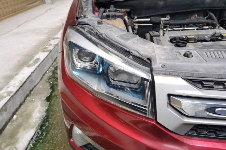 Used CHANGAN CS75 2014 2.0L Manual Leading Version China IV Standard