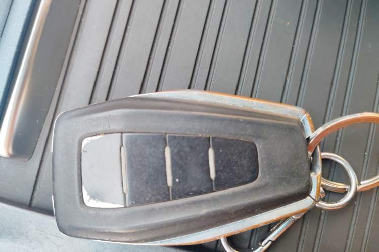 Used Geely Auto Emgrand 2019 Leading Edition 1.5L CVT Luxury Model China VI Standard Vehicle Key