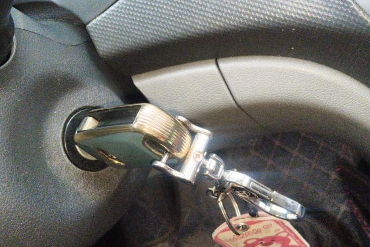 Used Hyundai Verna (older generation) 2010 Sedan 1.4L Manual Comfort GS
