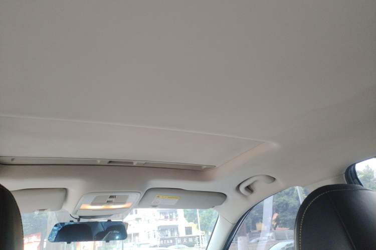 Used Roewe i5 2021 1.5L CVT Diamond Edition