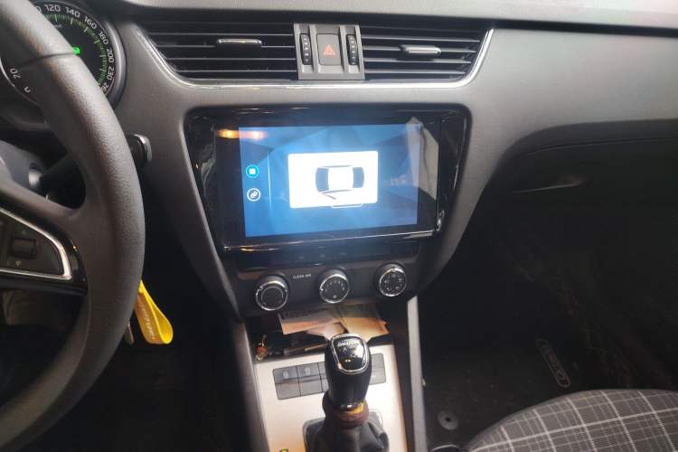 Used Skoda Octavia 2020 1.5L Automatic SmartDrive Comfort Edition
