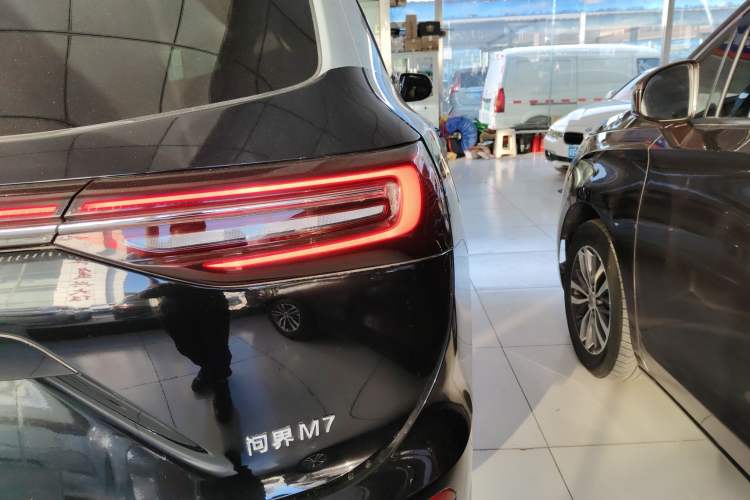 Used Hima AITO M7 2024 1.5T Rear-Drive Plus Version 5 Seats