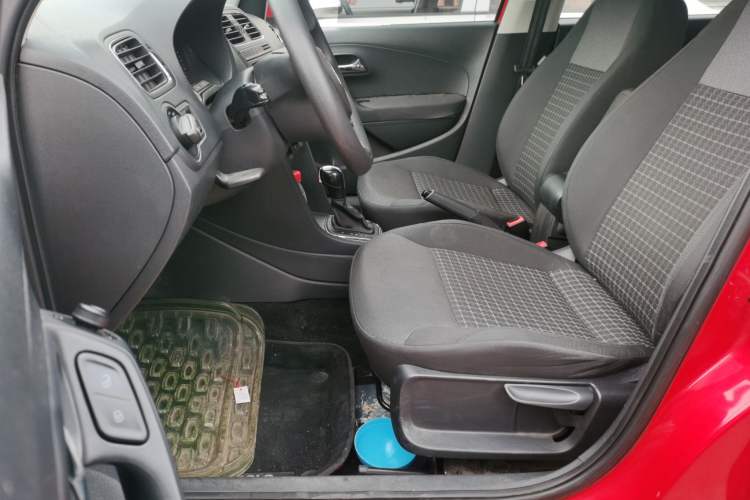 Used Volkswagen Polo 2014 1.6L Automatic Comfort Edition