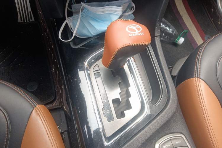 Used Soueast DX7 2015 1.5T Automatic Prestige Model