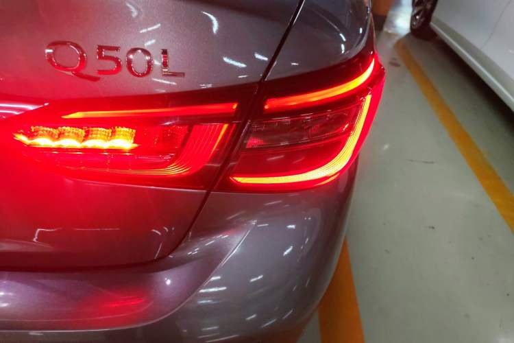 Used Infiniti Q50L 2022 2.0T Enjoyment Edition Right Rear Taillight