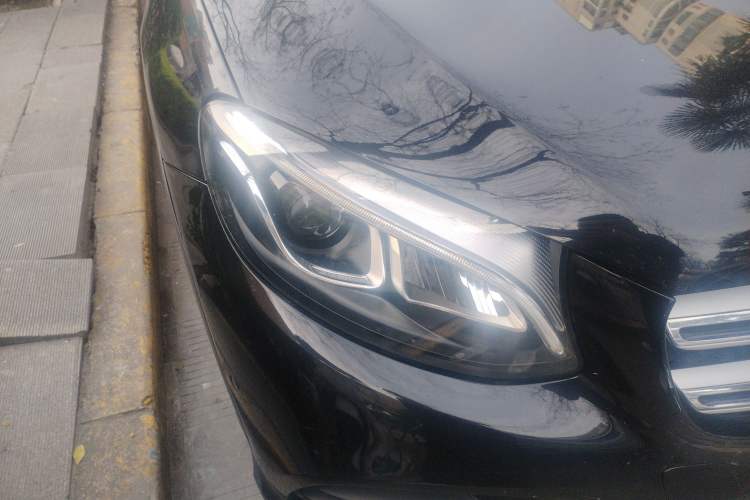 Used Mercedes-Benz GLC 2019 Facelift GLC 260 L 4MATIC Luxury Model Right Front Headlight