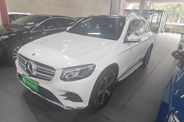 Used Mercedes-Benz GLC 2019 GLC 260 4MATIC Luxury Model